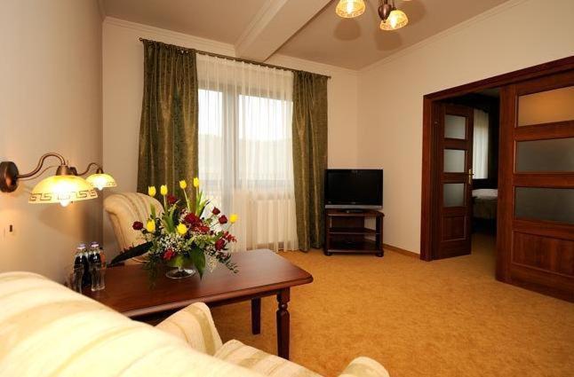 Hotel Salamandra Hoczew Rum bild